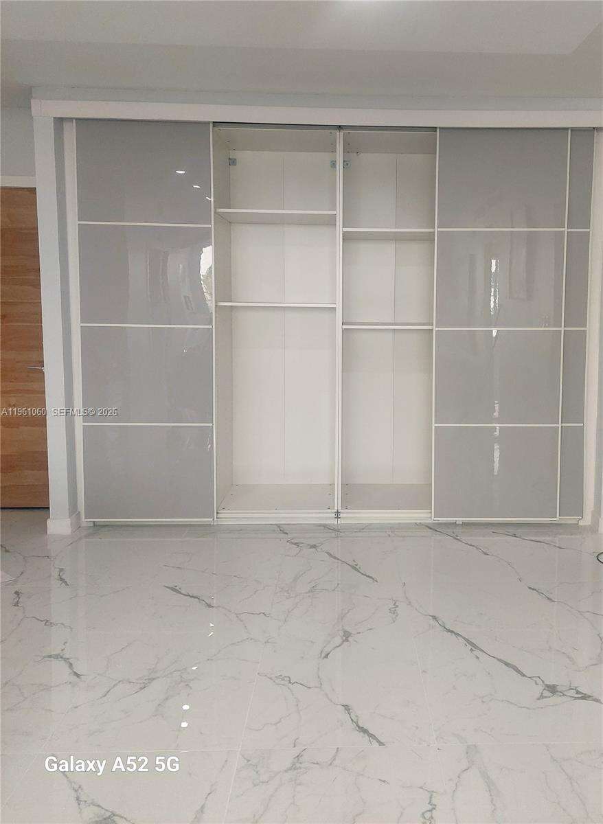 The Carriage Club North at Miami Beach, FL 33140 - For Rent photo 17