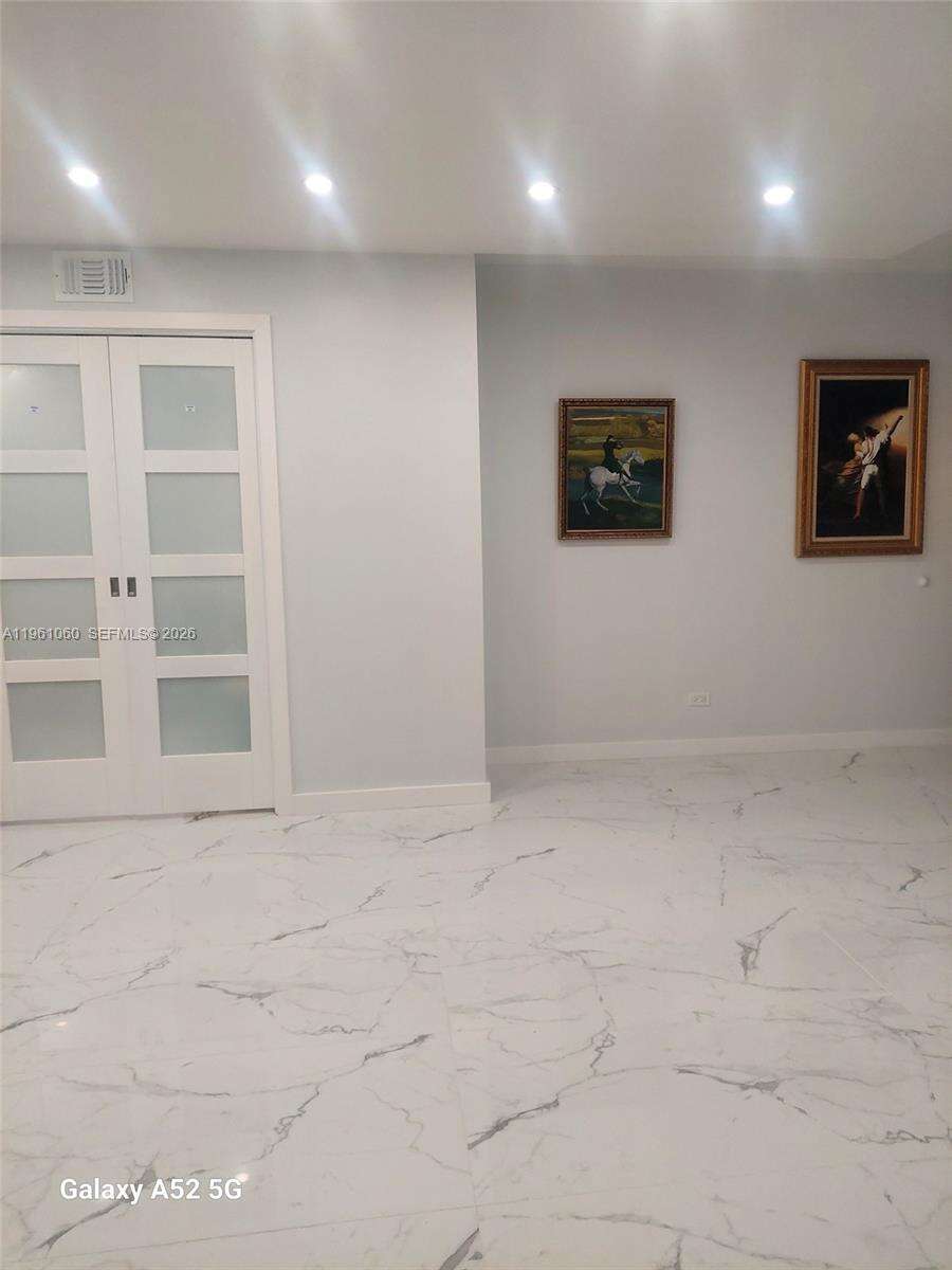 The Carriage Club North at Miami Beach, FL 33140 - For Rent photo 26