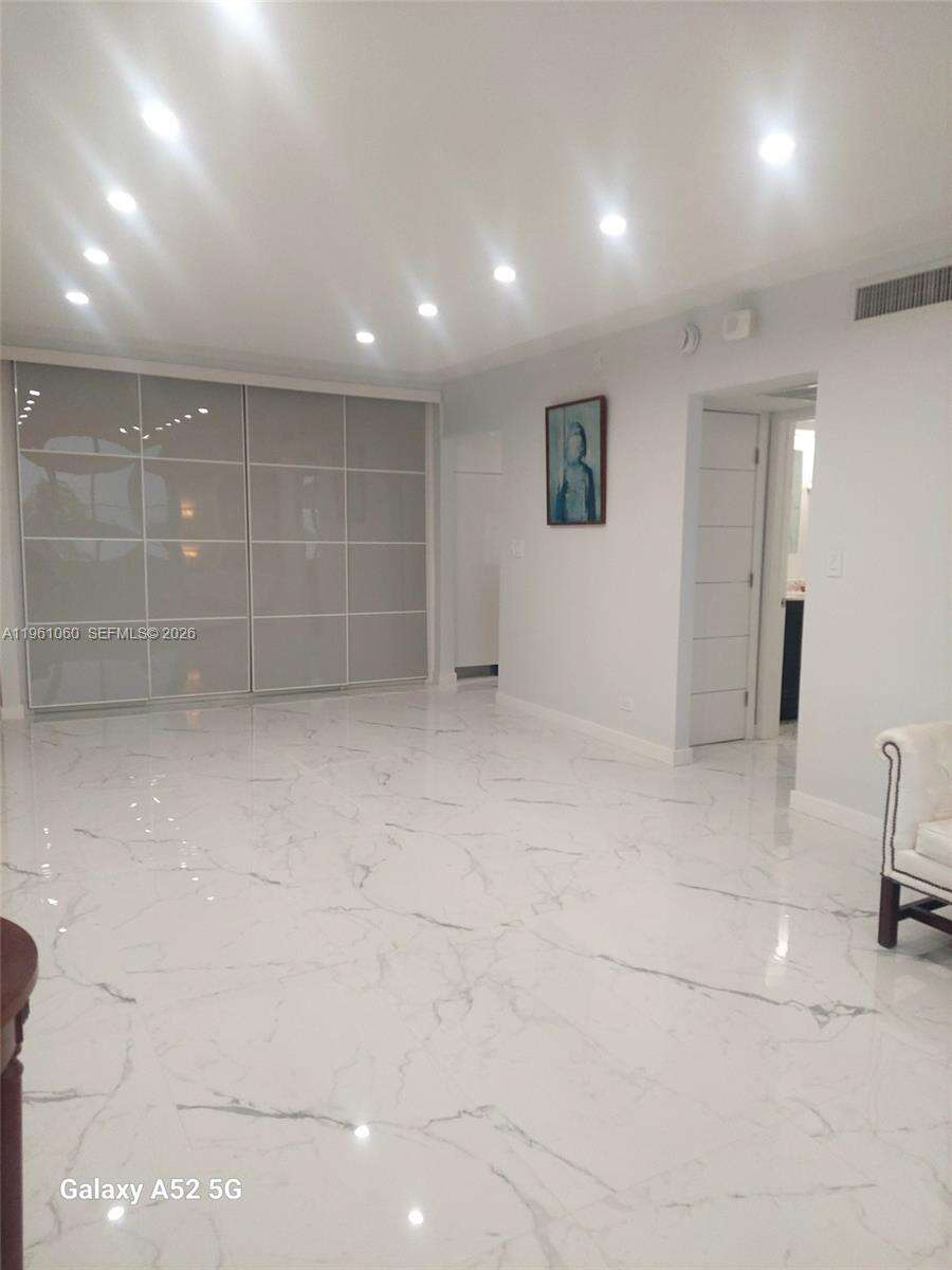 The Carriage Club North at Miami Beach, FL 33140 - For Rent photo 30