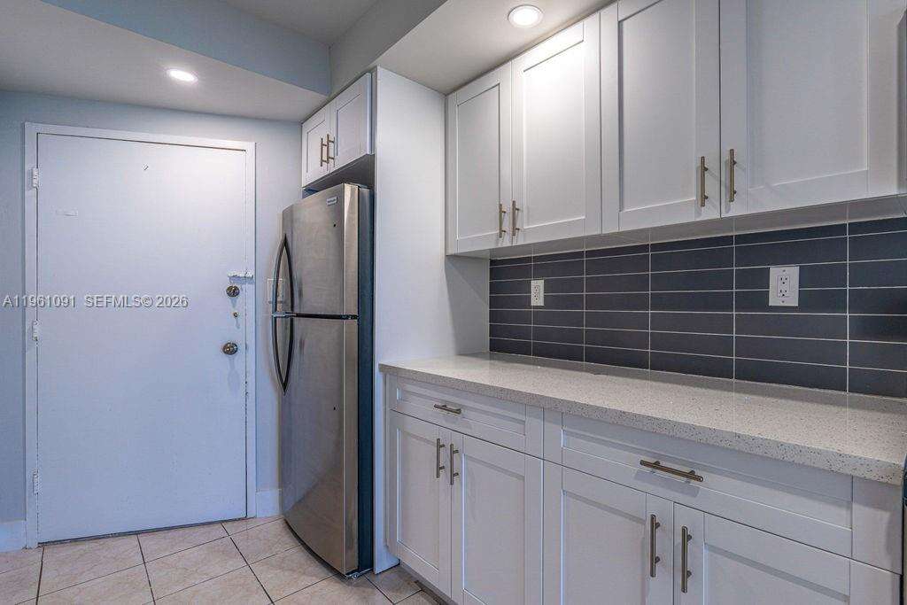 The Carriage House at 5401 Collins Ave, Miami Beach, FL 33140 - For Rent photo 11