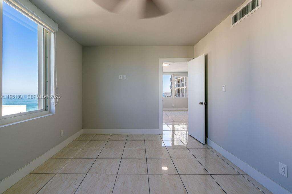 The Carriage House at 5401 Collins Ave, Miami Beach, FL 33140 - For Rent photo 12