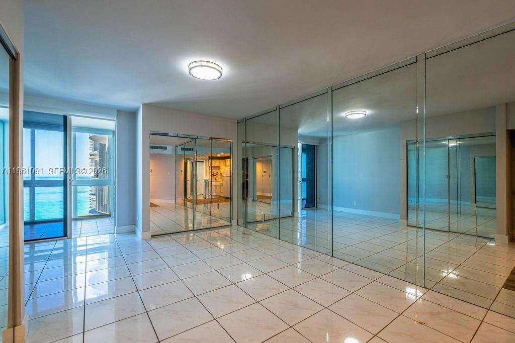 The Carriage House at 5401 Collins Ave, Miami Beach, FL 33140 - For Rent photo 20