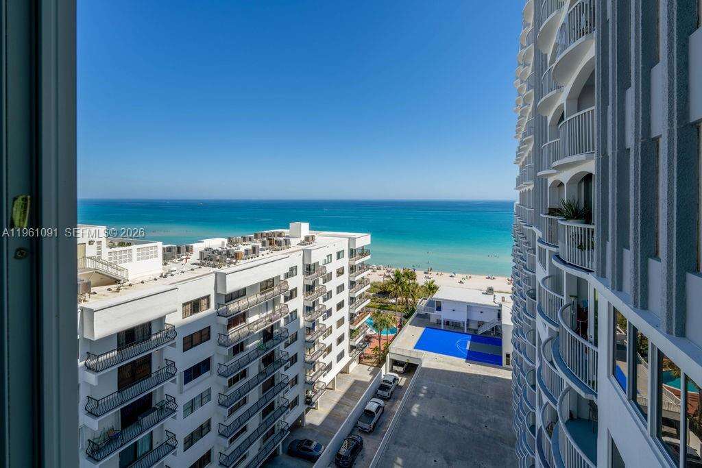 The Carriage House at 5401 Collins Ave, Miami Beach, FL 33140 - For Rent photo 29