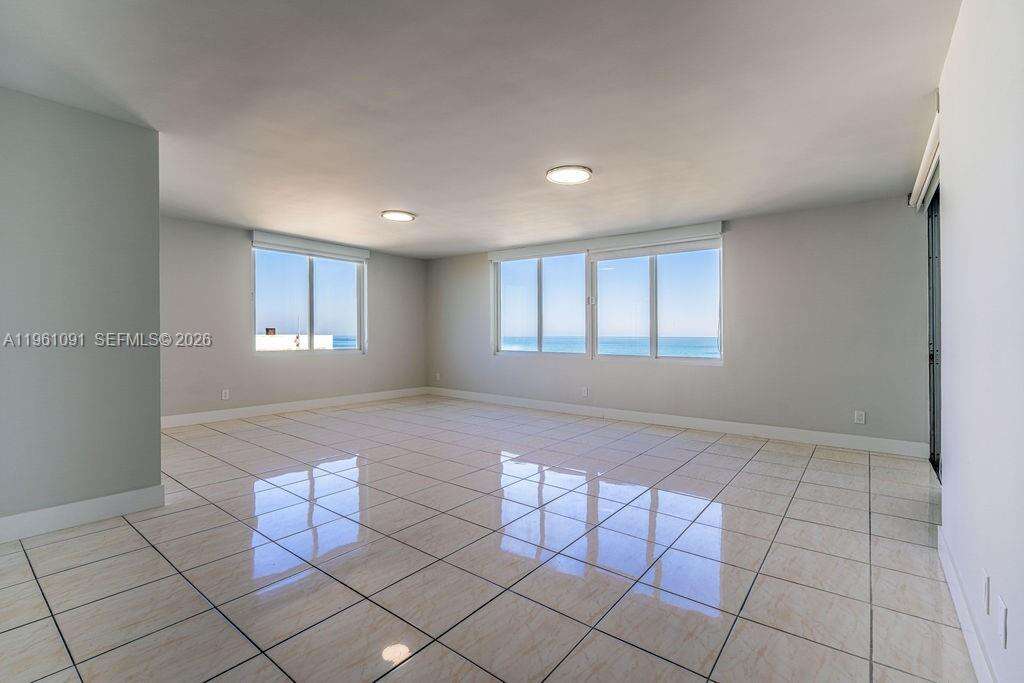 The Carriage House at 5401 Collins Ave, Miami Beach, FL 33140 - For Rent photo 4