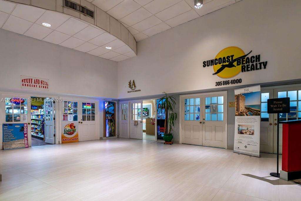The Carriage House at 5401 Collins Ave, Miami Beach, FL 33140 - For Rent photo 36