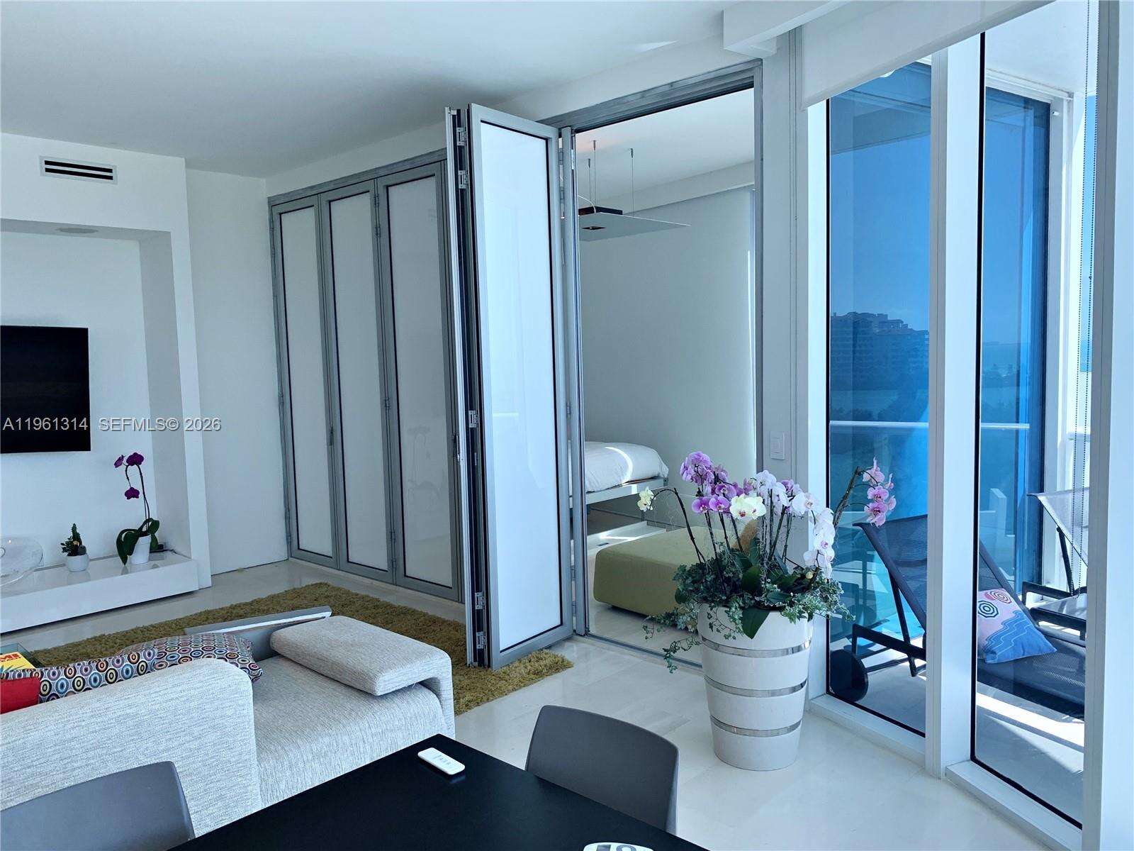 Continuum South Tower at 100 Pointe Dr, Miami Beach, FL 33139 - For Rent photo 12