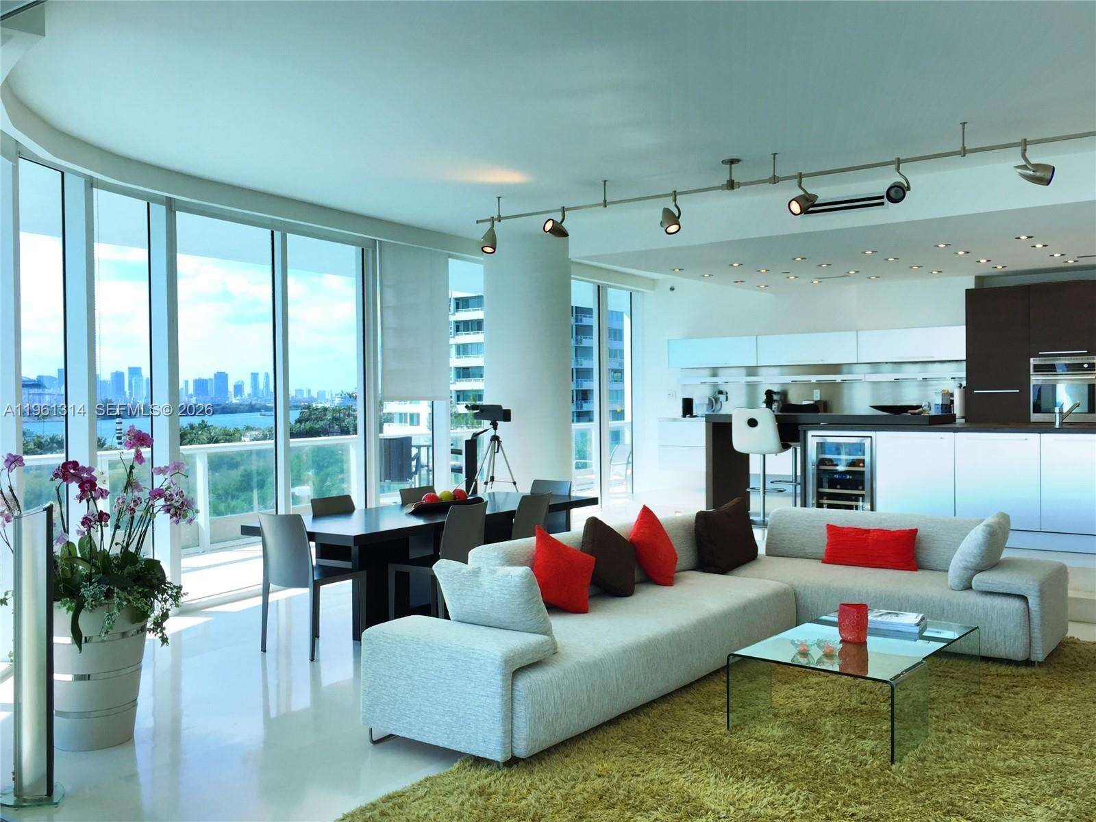 Continuum South Tower at 100 Pointe Dr, Miami Beach, FL 33139 - For Rent photo 3