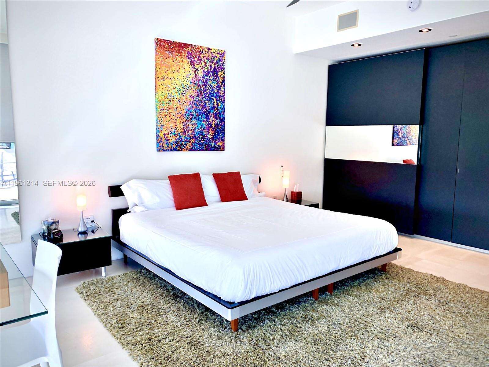 Continuum South Tower at 100 Pointe Dr, Miami Beach, FL 33139 - For Rent photo 9