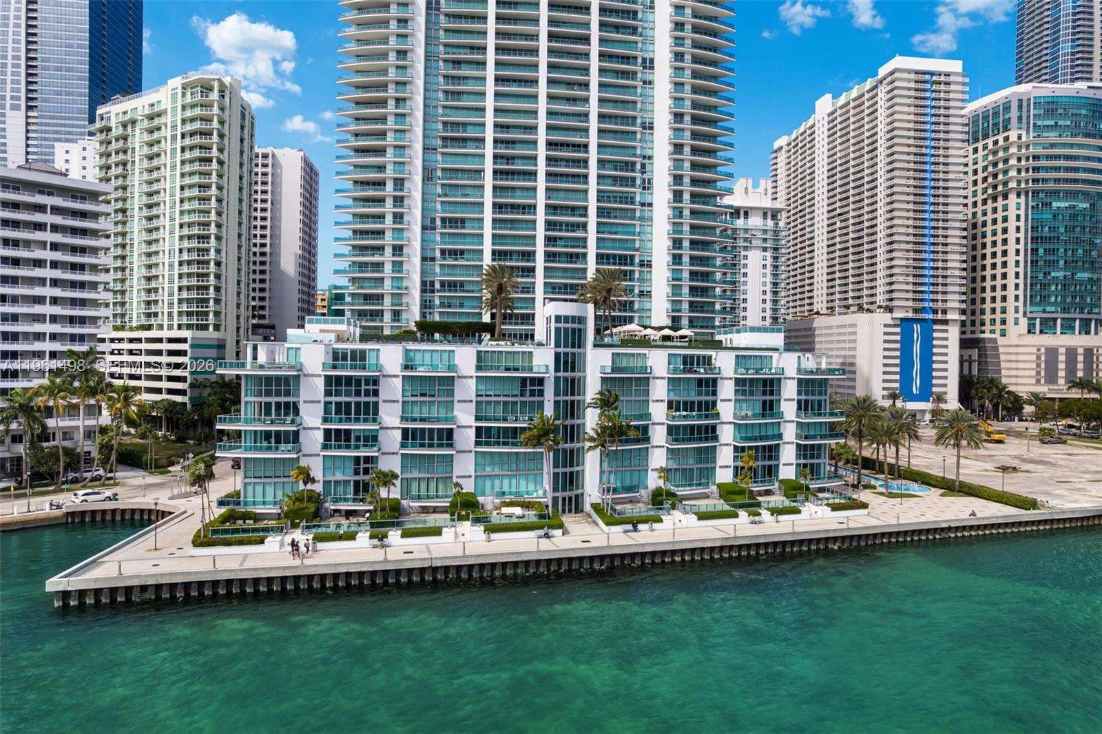 Jade At Brickell Bay at 1331 Brickell Bay Dr, Miami, FL 33131 - For Rent photo 20