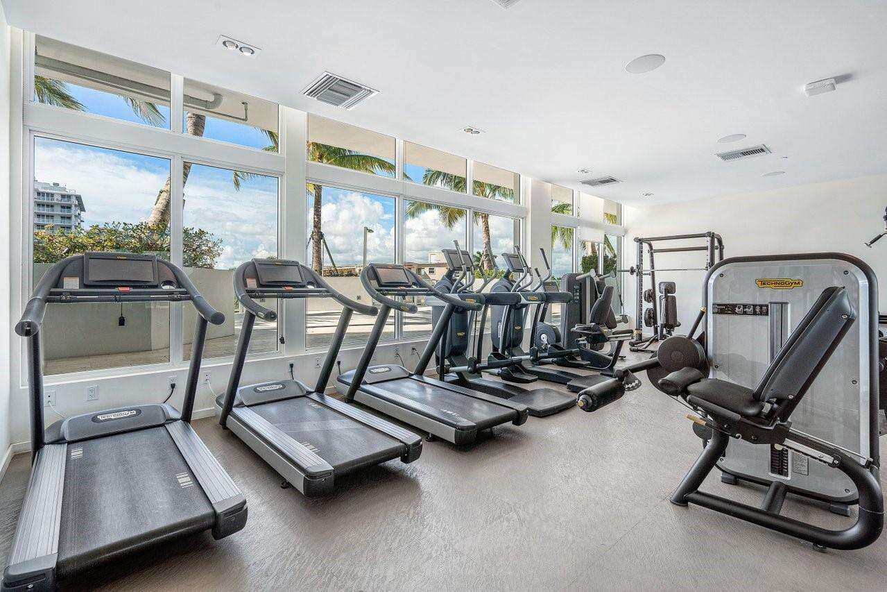 Tiffany House at 401 Birch, Fort Lauderdale, FL 33304 - For Rent photo 37