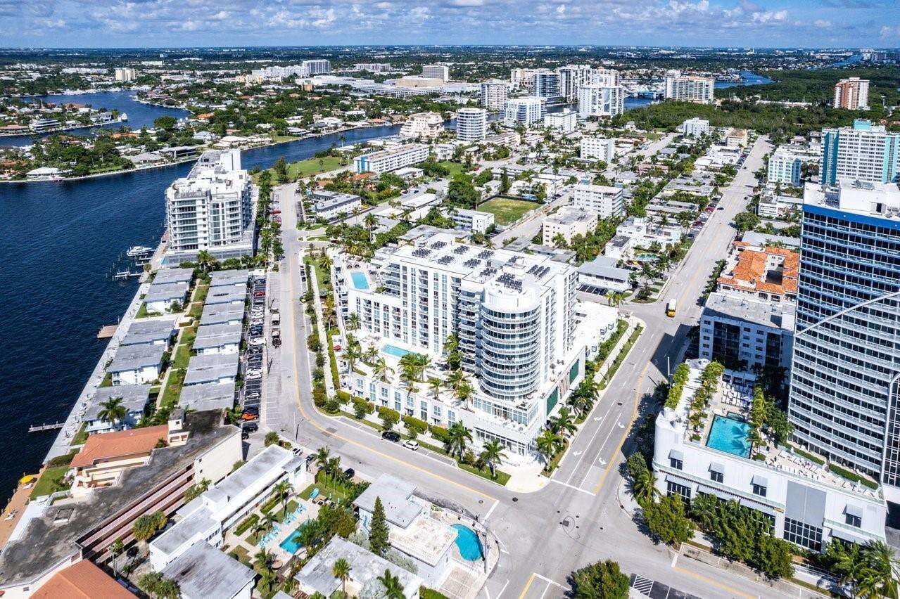 Tiffany House at 401 Birch, Fort Lauderdale, FL 33304 - For Rent photo 43