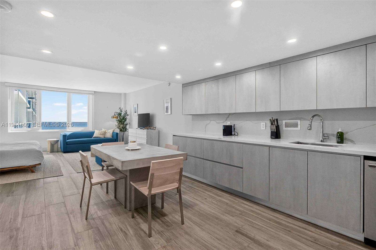 Roney Palace at 2301 Collins Ave, Miami Beach, FL 33139 - For Rent photo 26