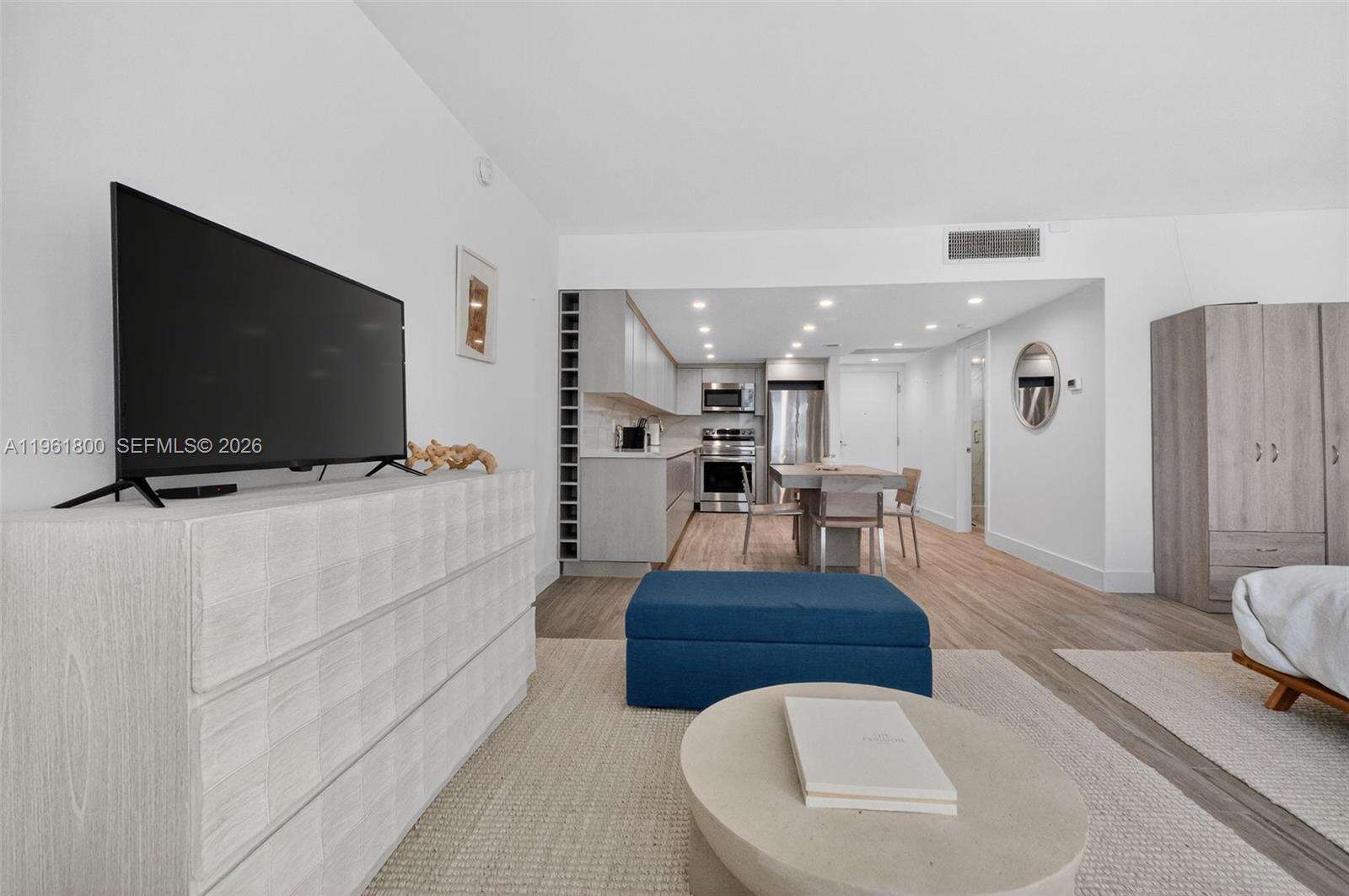 Roney Palace at 2301 Collins Ave, Miami Beach, FL 33139 - For Rent photo 32