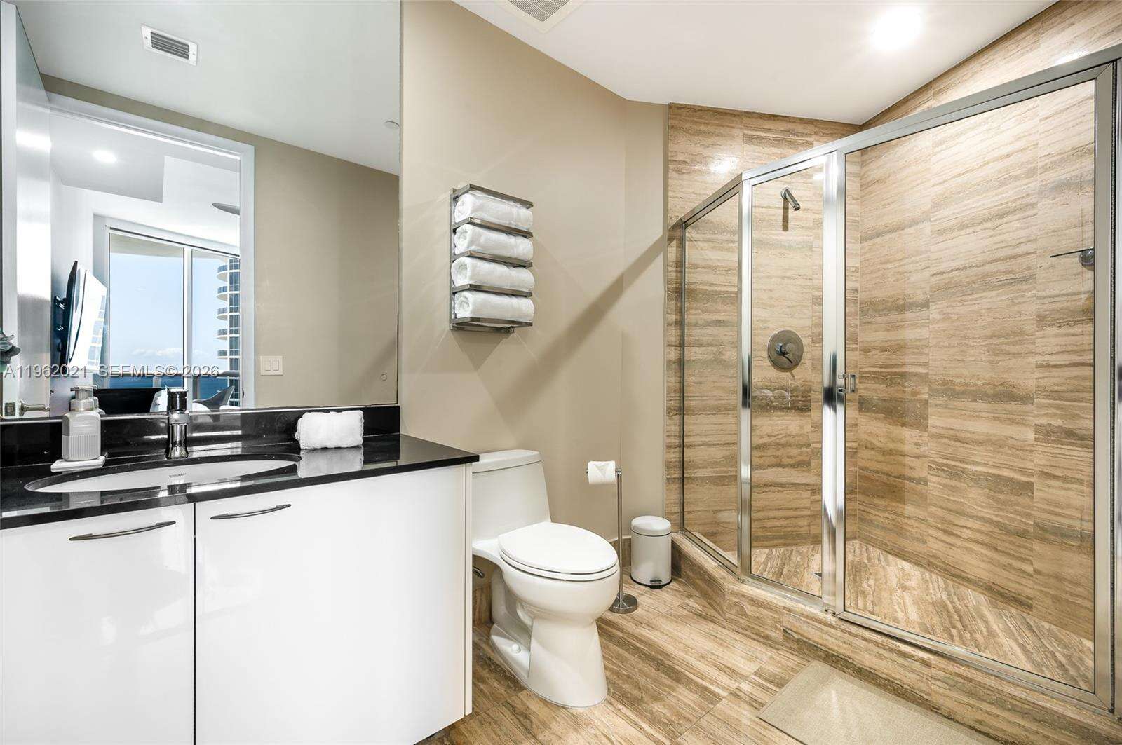 Trump Tower 2 at 15901 Collins Ave, Sunny Isles Beach, FL 33160 - For Rent photo 20