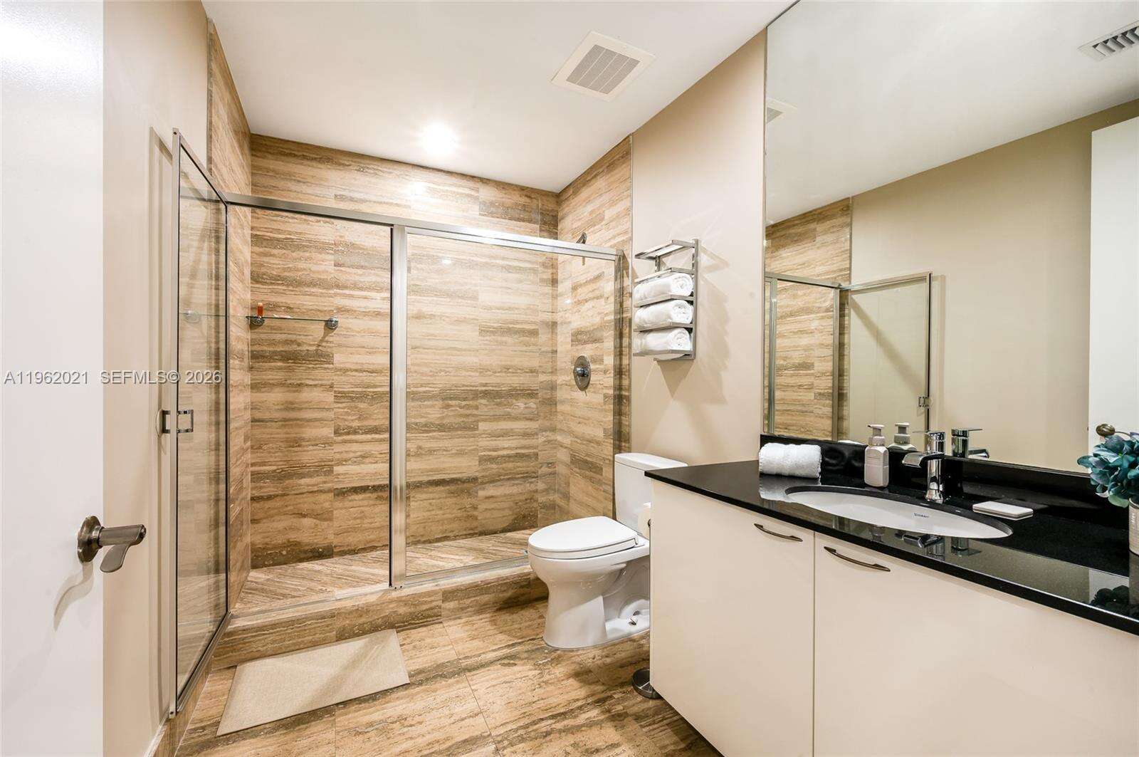 Trump Tower 2 at 15901 Collins Ave, Sunny Isles Beach, FL 33160 - For Rent photo 23