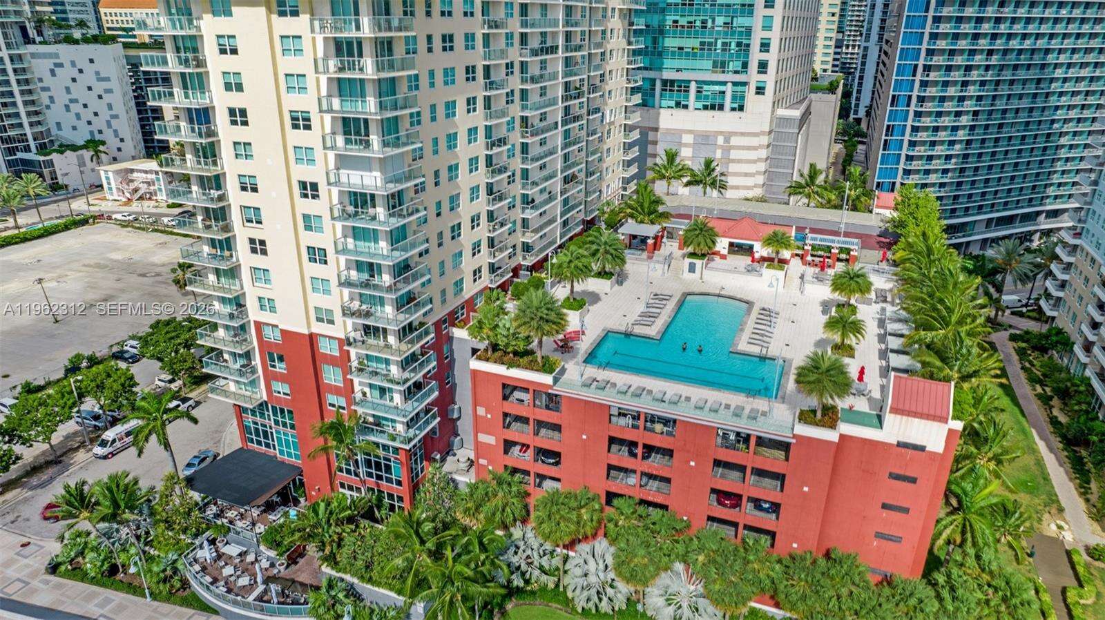 The Mark On Brickell at 1155 Brickell Bay Dr, Miami, FL 33131 - For Rent photo 3
