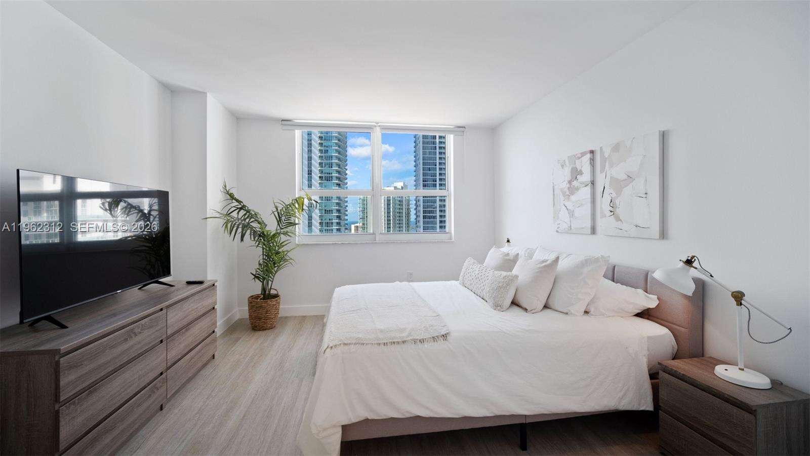 The Mark On Brickell at 1155 Brickell Bay Dr, Miami, FL 33131 - For Rent photo 10