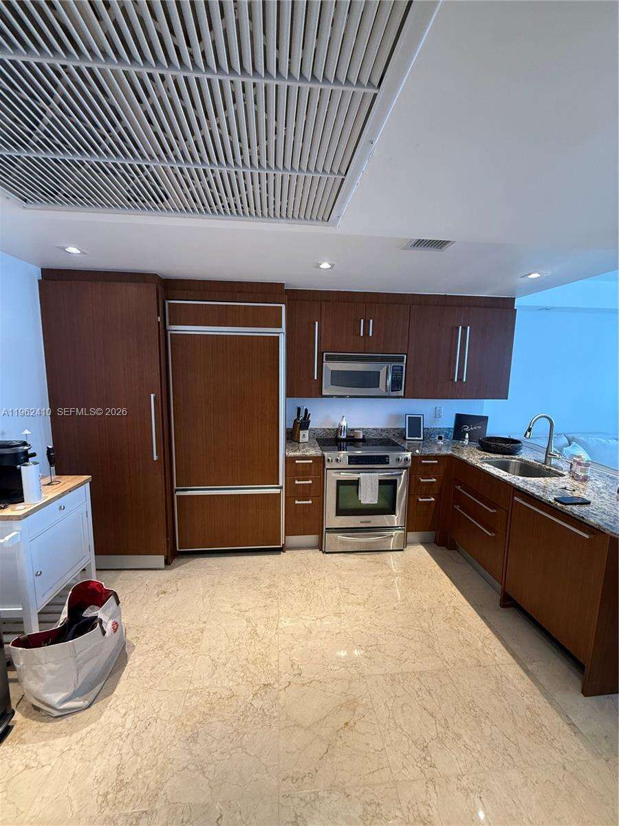 Harbour House at 10275 Collins Ave, Bal Harbour, FL 33154 - For Rent photo 12