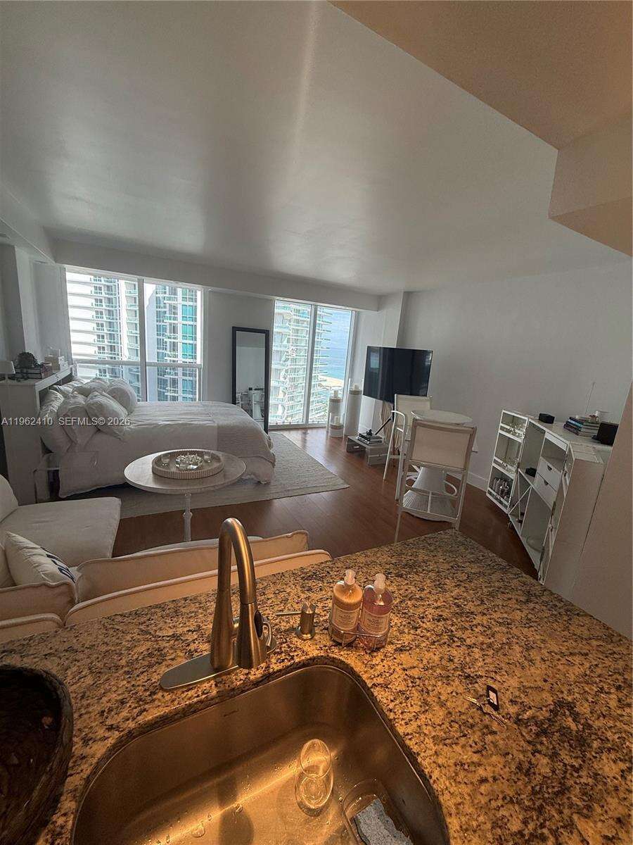Harbour House at 10275 Collins Ave, Bal Harbour, FL 33154 - For Rent photo 9