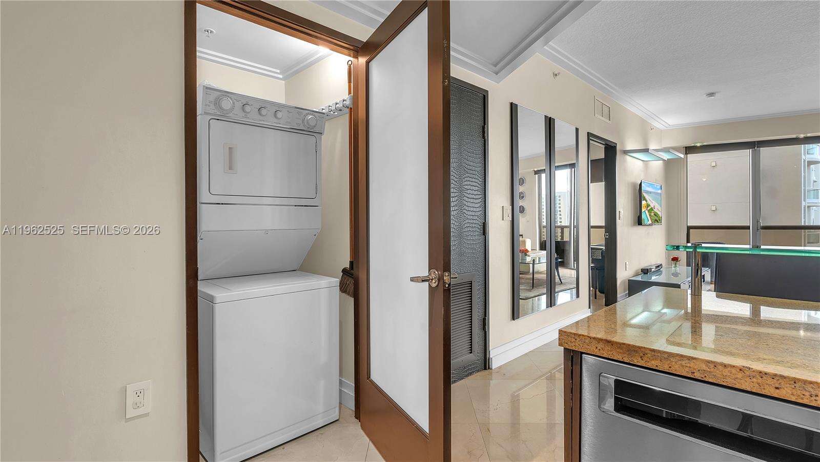 Sayan at 16275 Collins Ave, Sunny Isles Beach, FL 33160 - For Rent photo 12