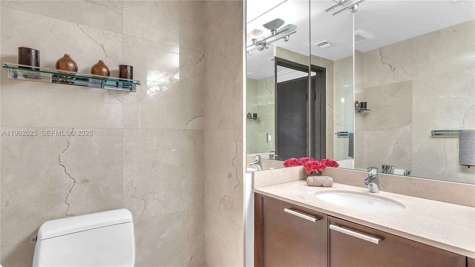 Sayan at 16275 Collins Ave, Sunny Isles Beach, FL 33160 - For Rent photo 14