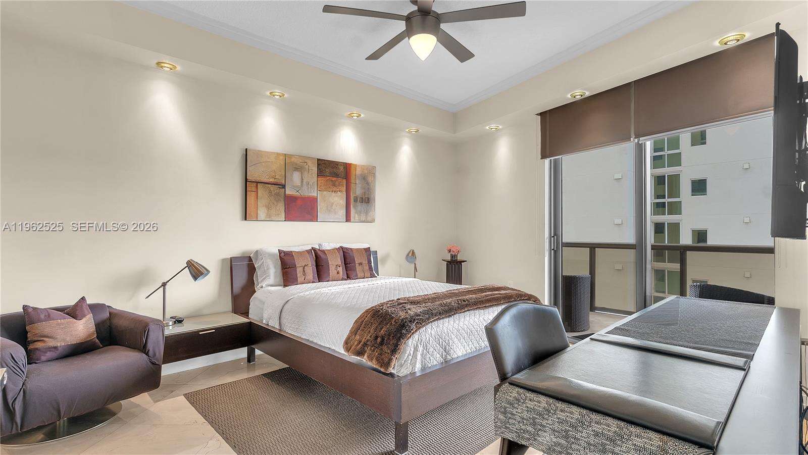 Sayan at 16275 Collins Ave, Sunny Isles Beach, FL 33160 - For Rent photo 16