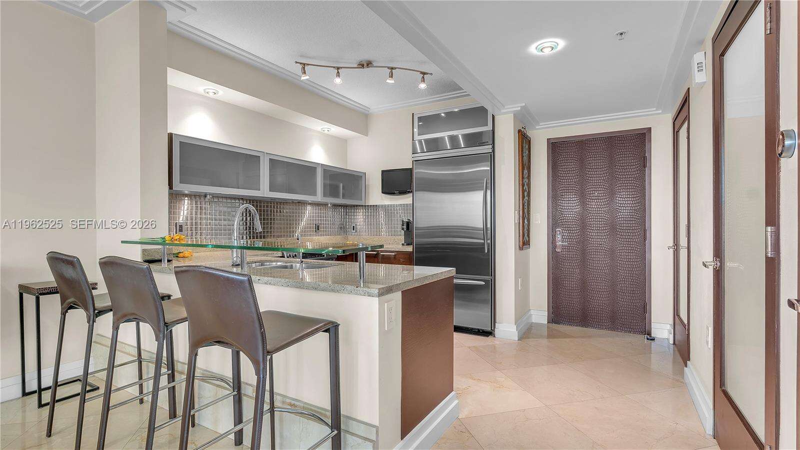 Sayan at 16275 Collins Ave, Sunny Isles Beach, FL 33160 - For Rent photo 10