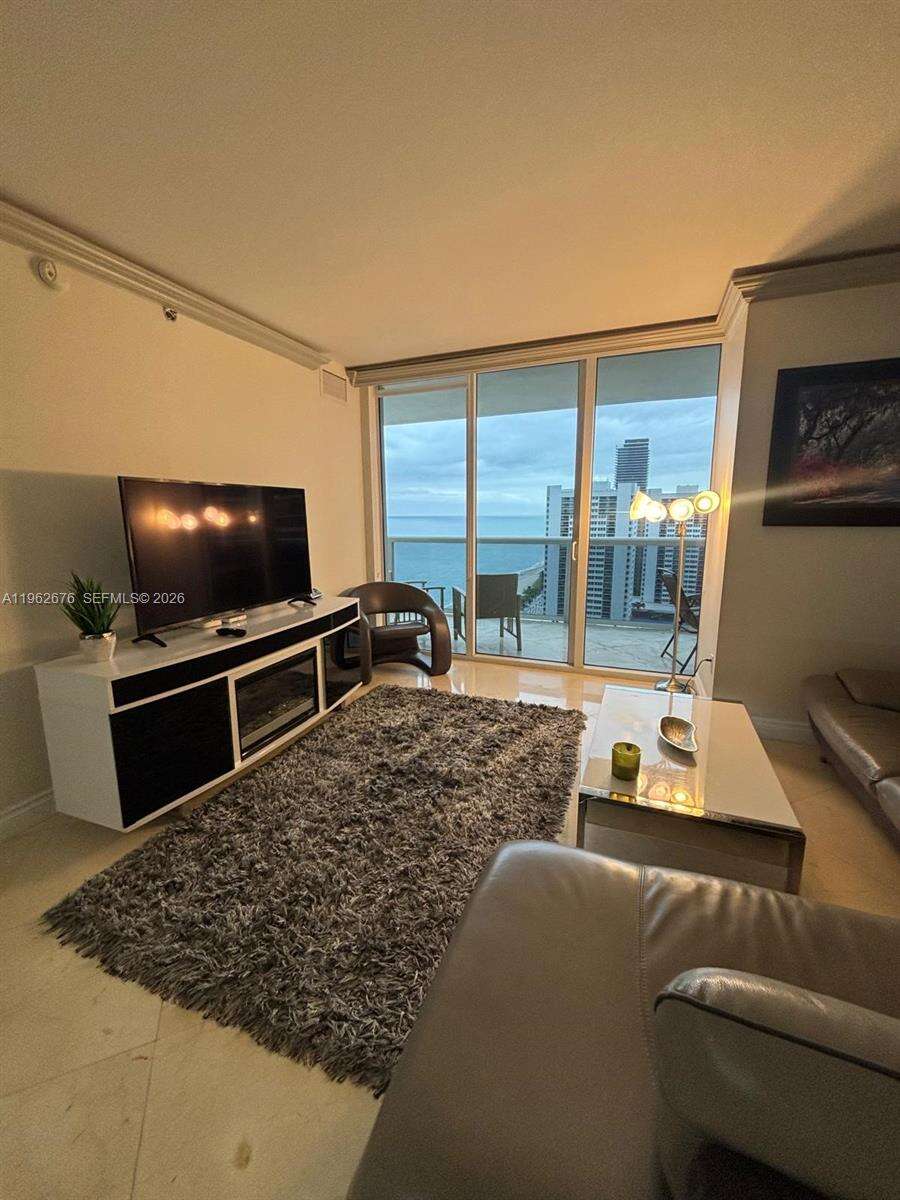 The Beach Club Two at 1830 Ocean Dr, Hallandale Beach, FL 33009 - For Rent photo 5