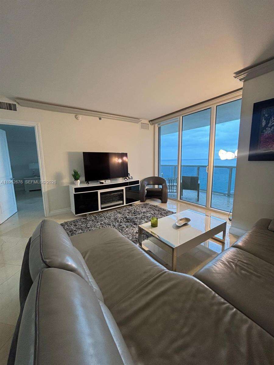 The Beach Club Two at 1830 Ocean Dr, Hallandale Beach, FL 33009 - For Rent photo 6