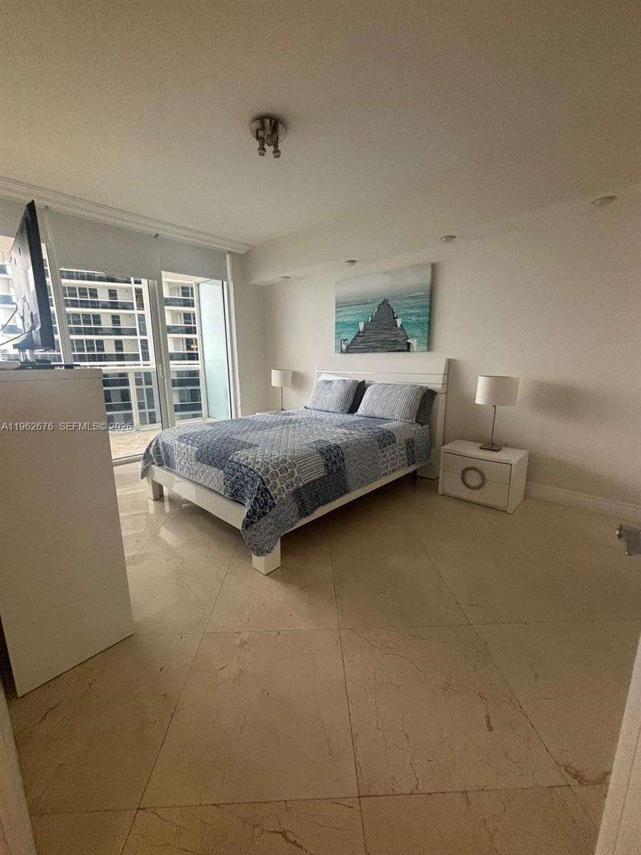 The Beach Club Two at 1830 Ocean Dr, Hallandale Beach, FL 33009 - For Rent photo 10