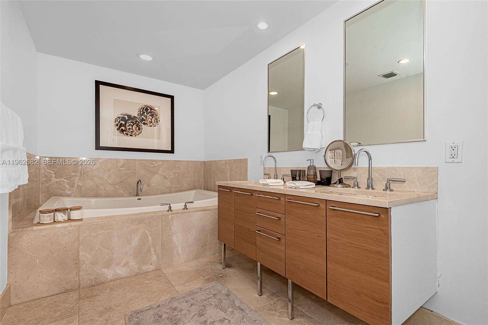 Jade Beach at 17001 Collins Ave, Sunny Isles Beach, FL 33160 - For Rent photo 13