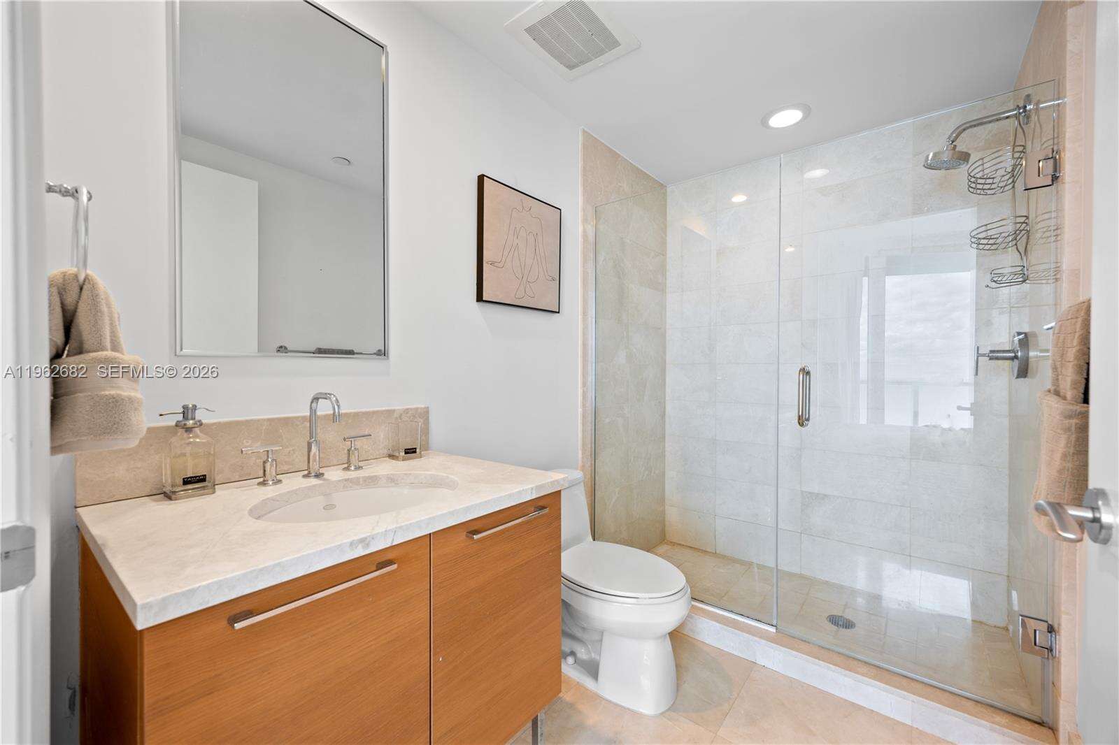 Jade Beach at 17001 Collins Ave, Sunny Isles Beach, FL 33160 - For Rent photo 25