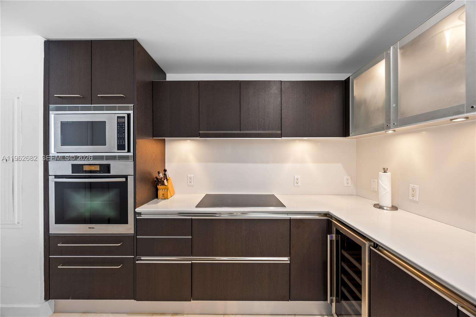 Jade Beach at 17001 Collins Ave, Sunny Isles Beach, FL 33160 - For Rent photo 33