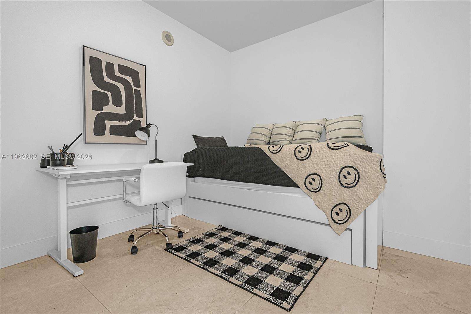 Jade Beach at 17001 Collins Ave, Sunny Isles Beach, FL 33160 - For Rent photo 38