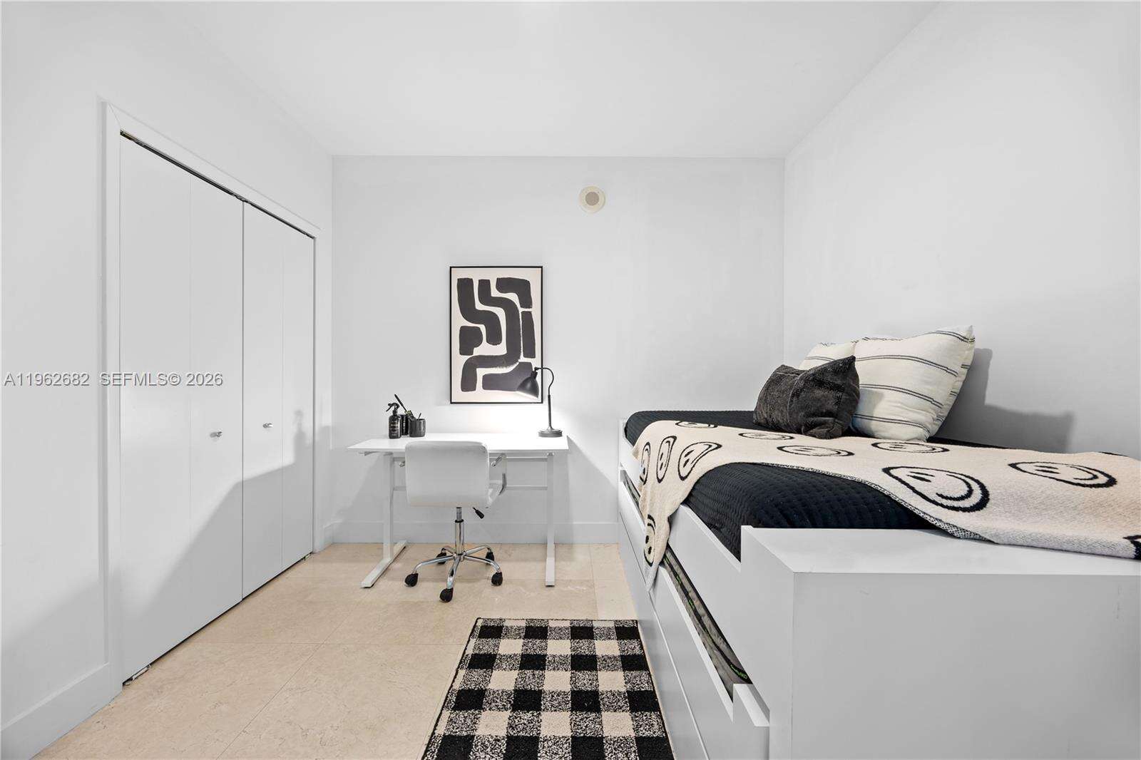 Jade Beach at 17001 Collins Ave, Sunny Isles Beach, FL 33160 - For Rent photo 39