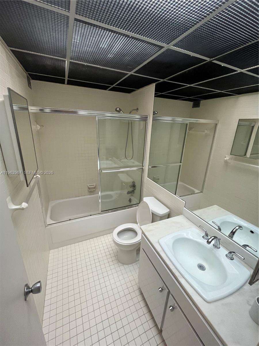 Alexander Towers at 3505 Ocean Dr, Hollywood, FL 33019 - For Rent photo 13
