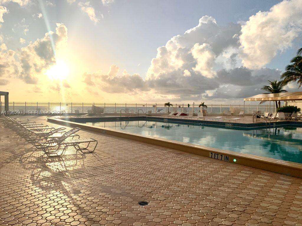 Alexander Towers at 3505 Ocean Dr, Hollywood, FL 33019 - For Rent photo 19