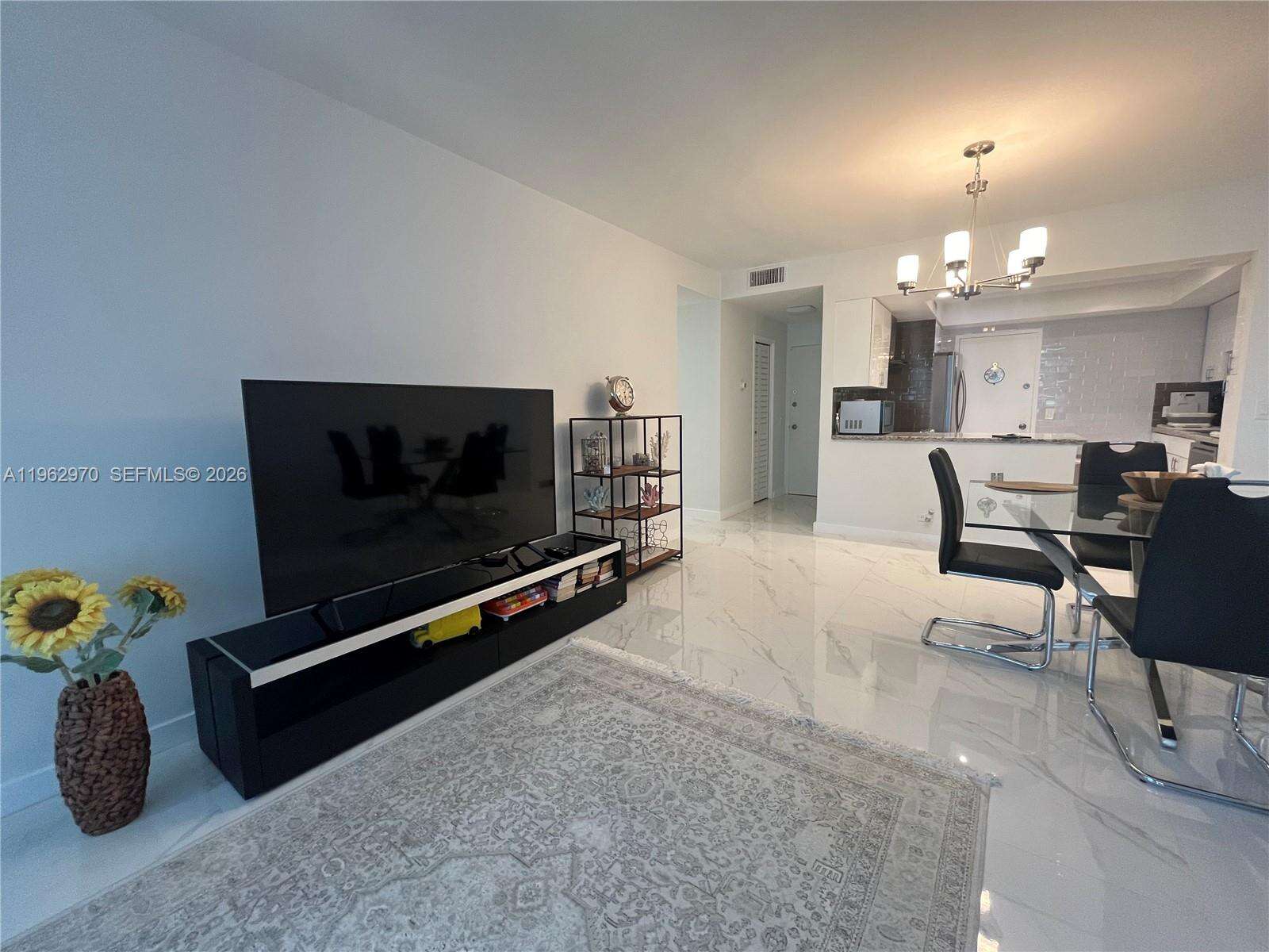 Alexander Towers at 3505 Ocean Dr, Hollywood, FL 33019 - For Rent photo 6