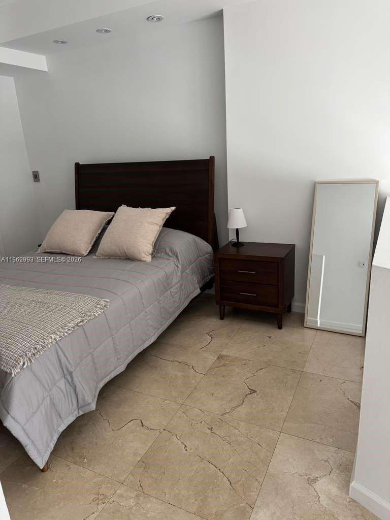 Neo Vertika at 690 1 Ct, Miami, FL 33130 - For Rent photo 16