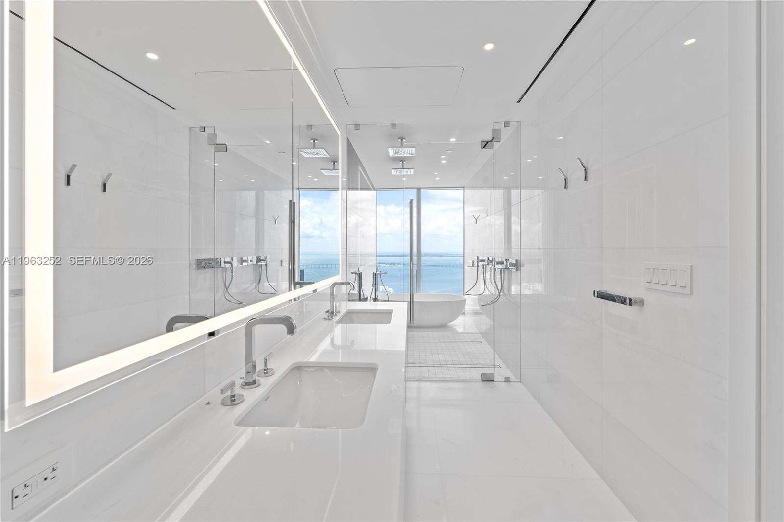 Aston Martin Residences at 300 Biscayne Blvd Way, Miami, FL 33131 - For Rent photo 18