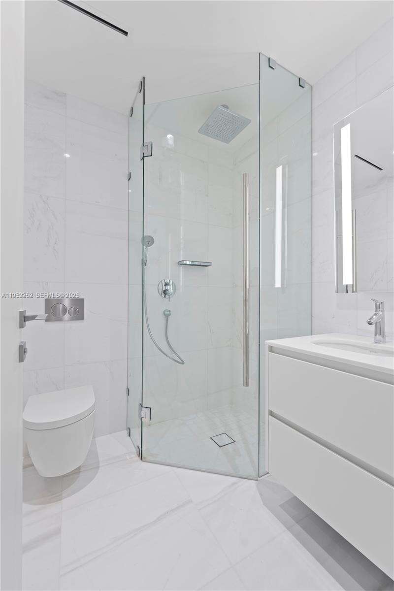 Aston Martin Residences at 300 Biscayne Blvd Way, Miami, FL 33131 - For Rent photo 34