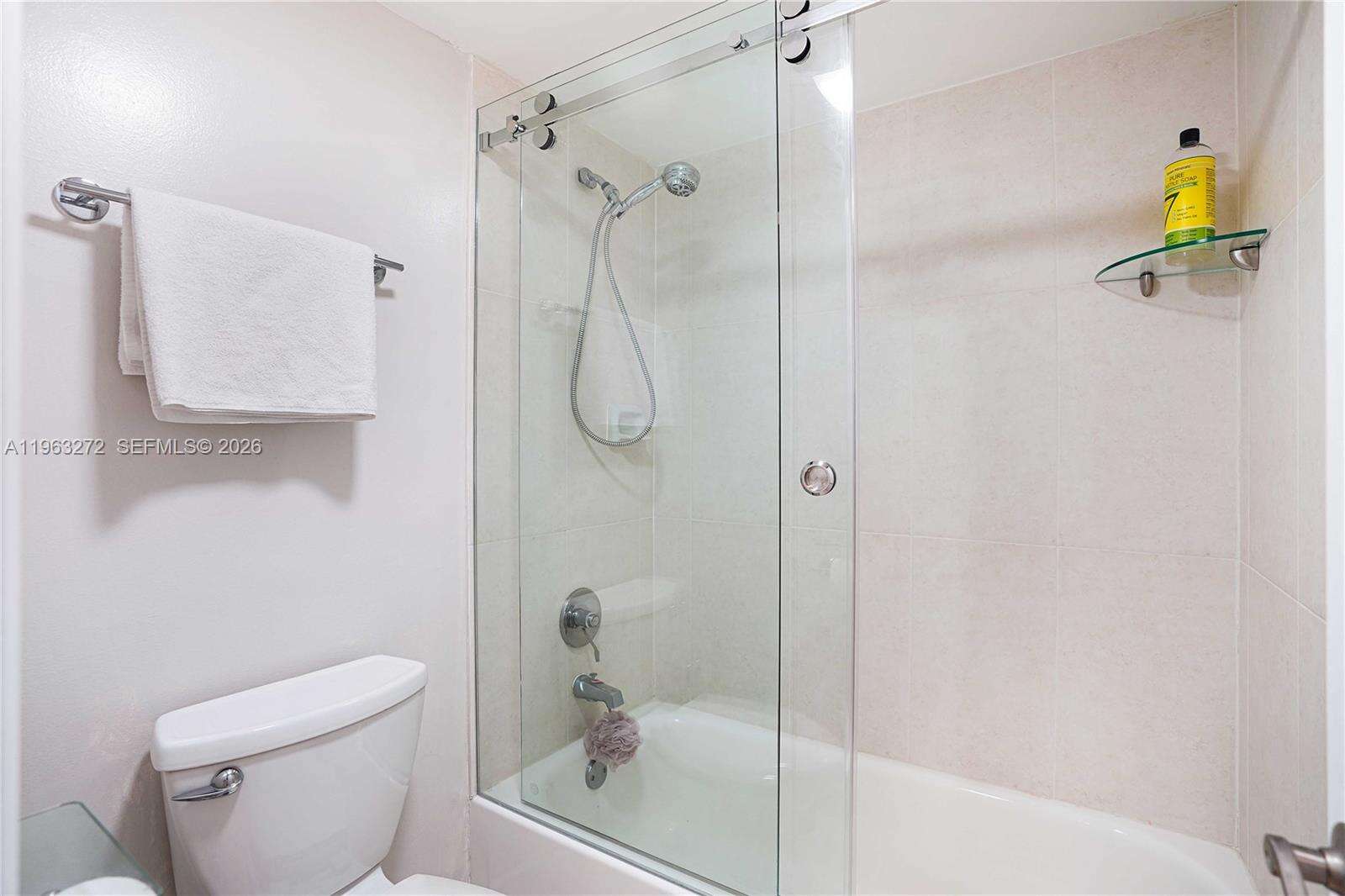 Waterview at 20505 Country Club Dr, Aventura, FL 33180 - For Rent photo 21
