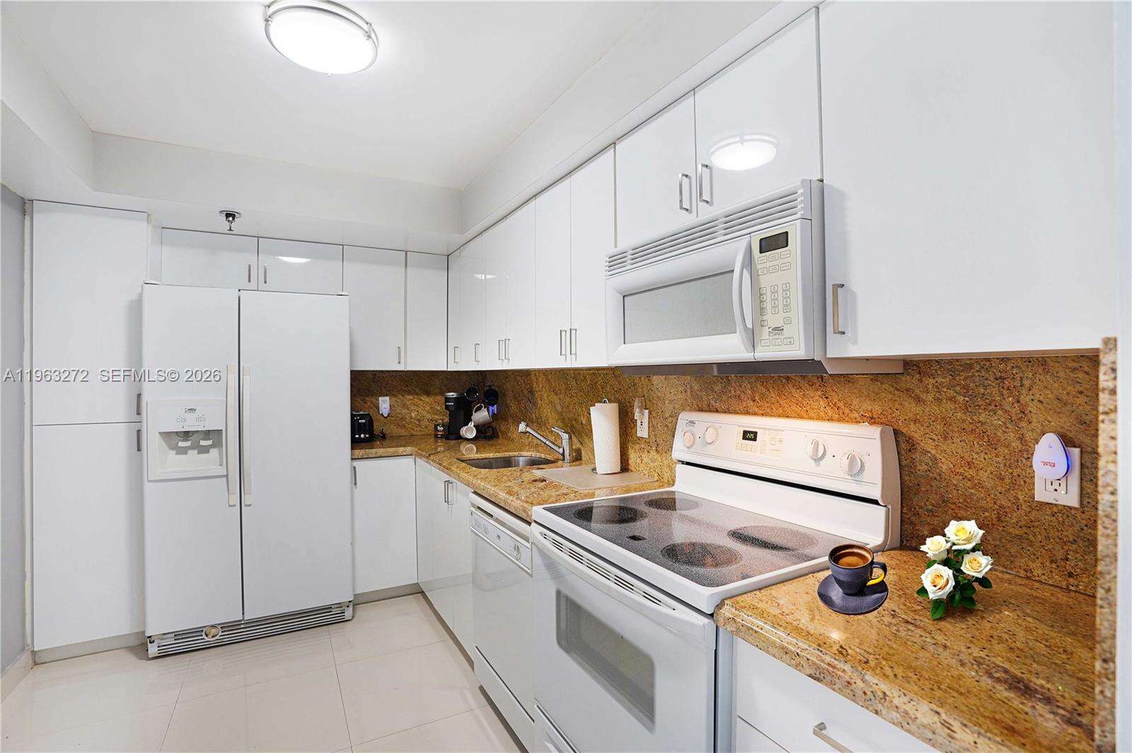 Waterview at 20505 Country Club Dr, Aventura, FL 33180 - For Rent photo 6