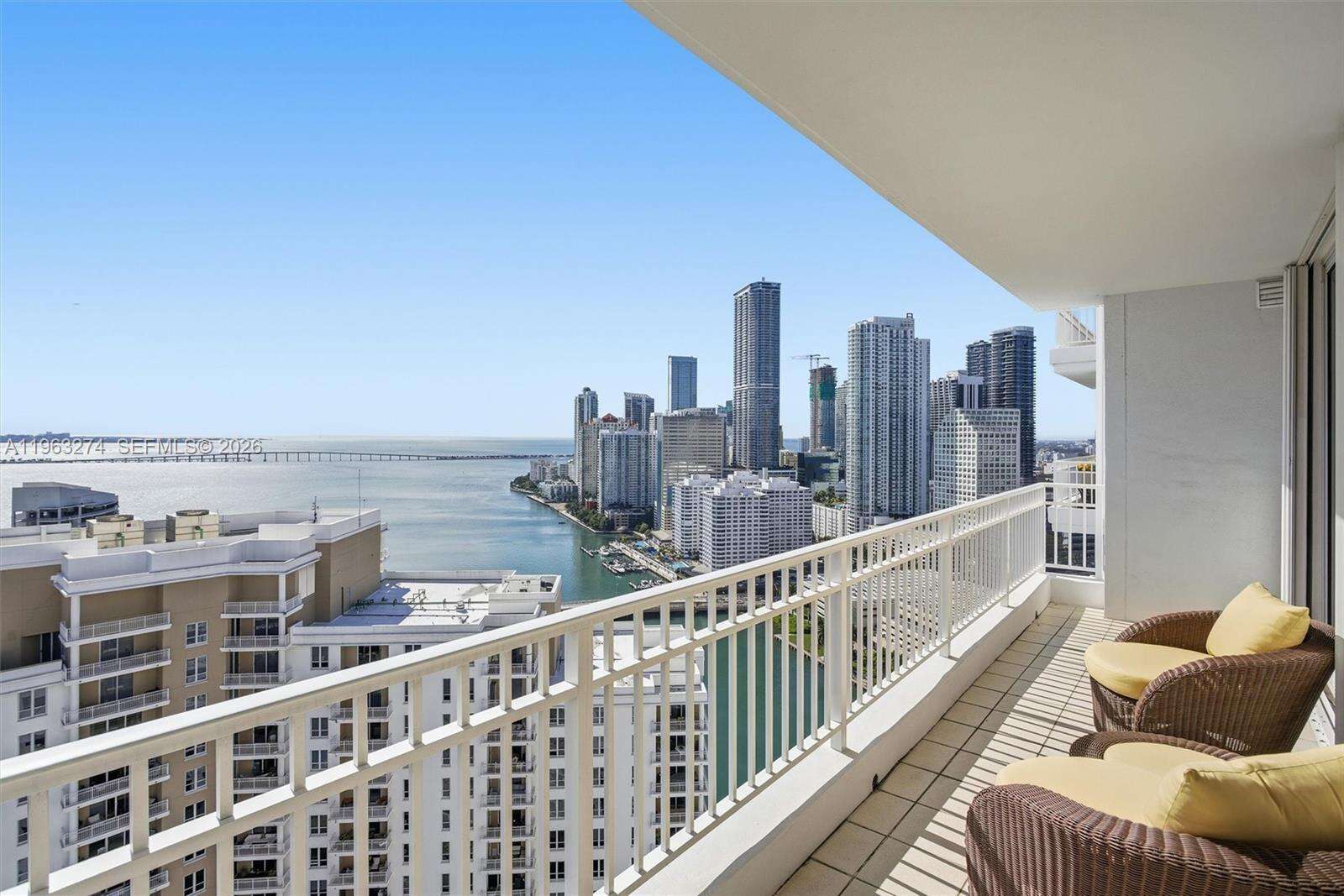 Courts Brickell Key at 801 Brickell Key Blvd, Miami, FL 33131 - For Rent photo 1