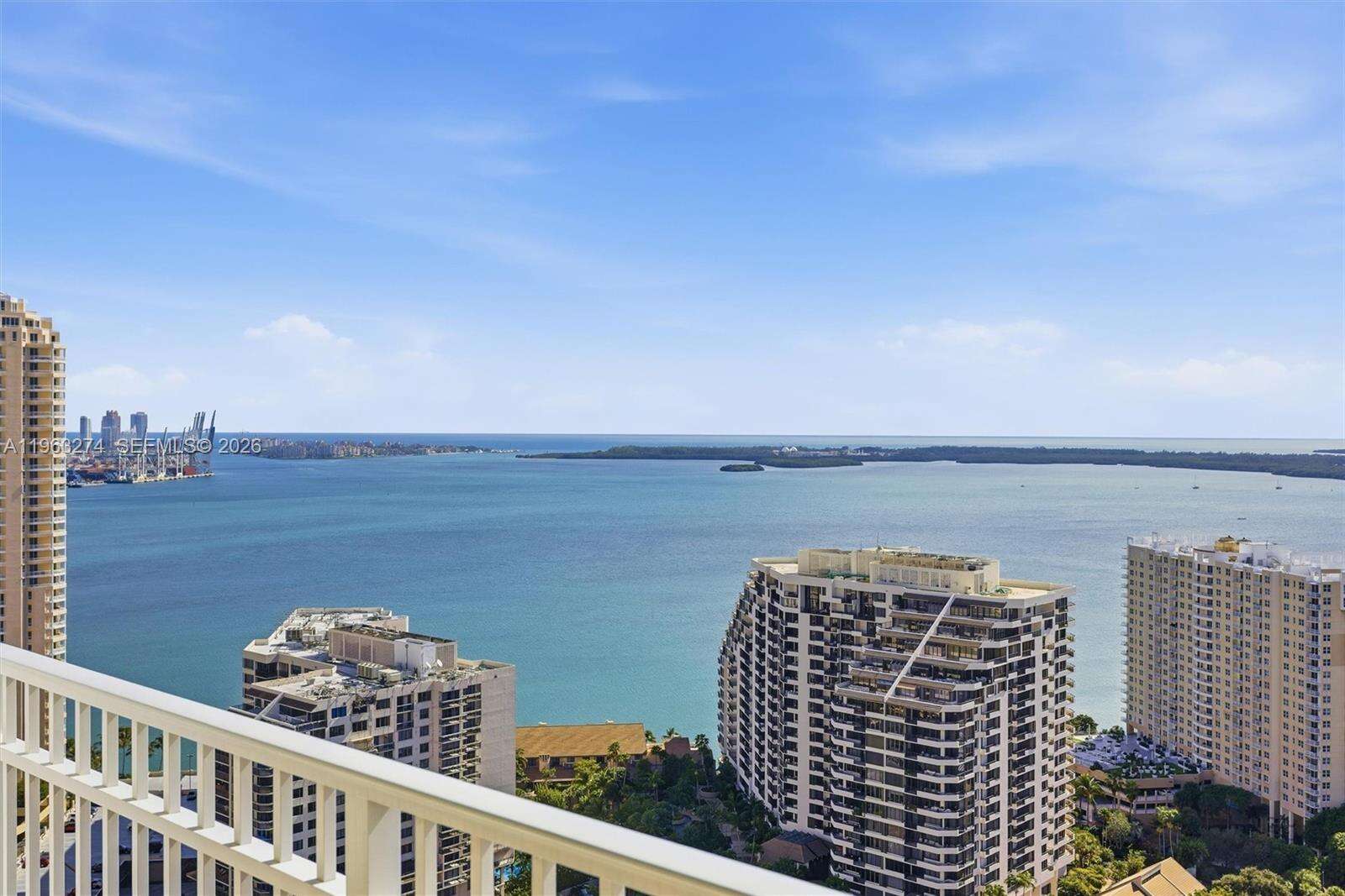 Courts Brickell Key at 801 Brickell Key Blvd, Miami, FL 33131 - For Rent photo 2