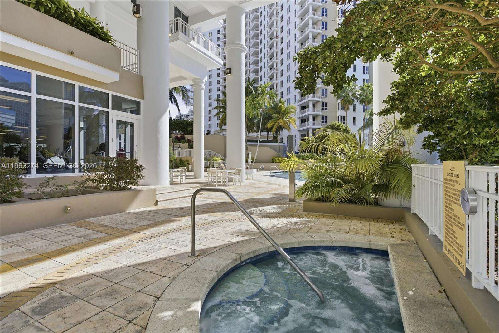 Courts Brickell Key at 801 Brickell Key Blvd, Miami, FL 33131 - For Rent photo 13