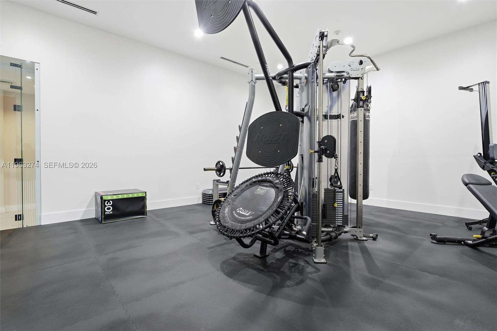 Courts Brickell Key at 801 Brickell Key Blvd, Miami, FL 33131 - For Rent photo 19