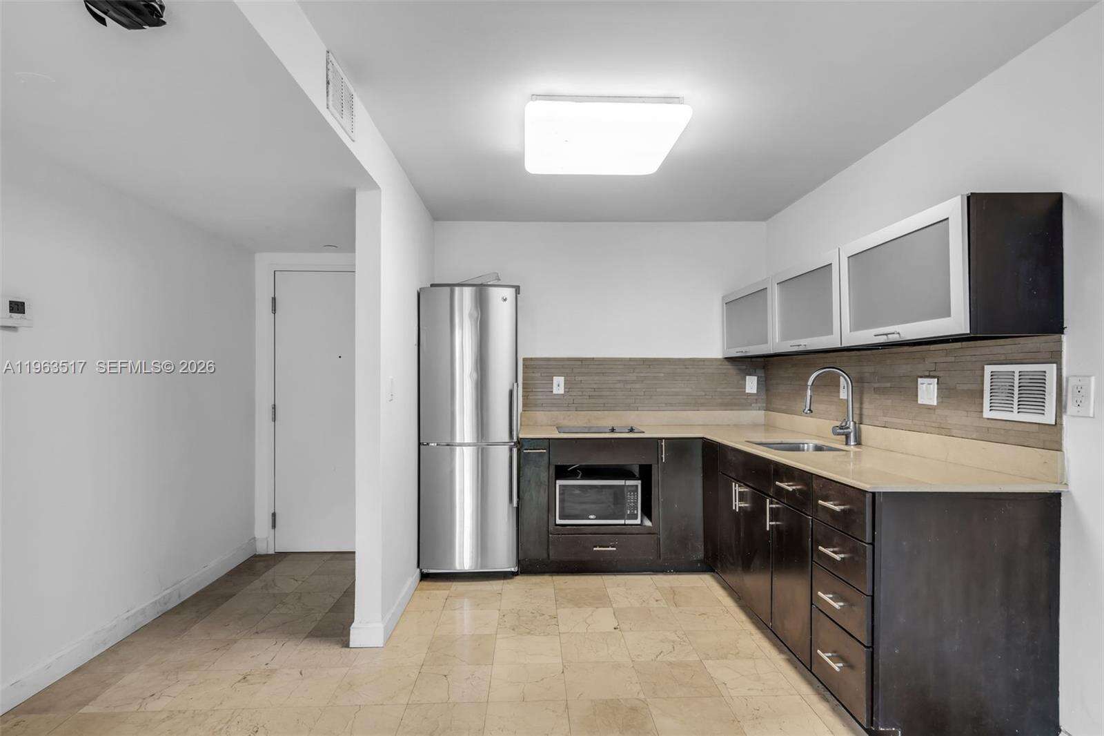 Roney Palace at 2301 Collins Ave, Miami Beach, FL 33139 - For Rent photo 9