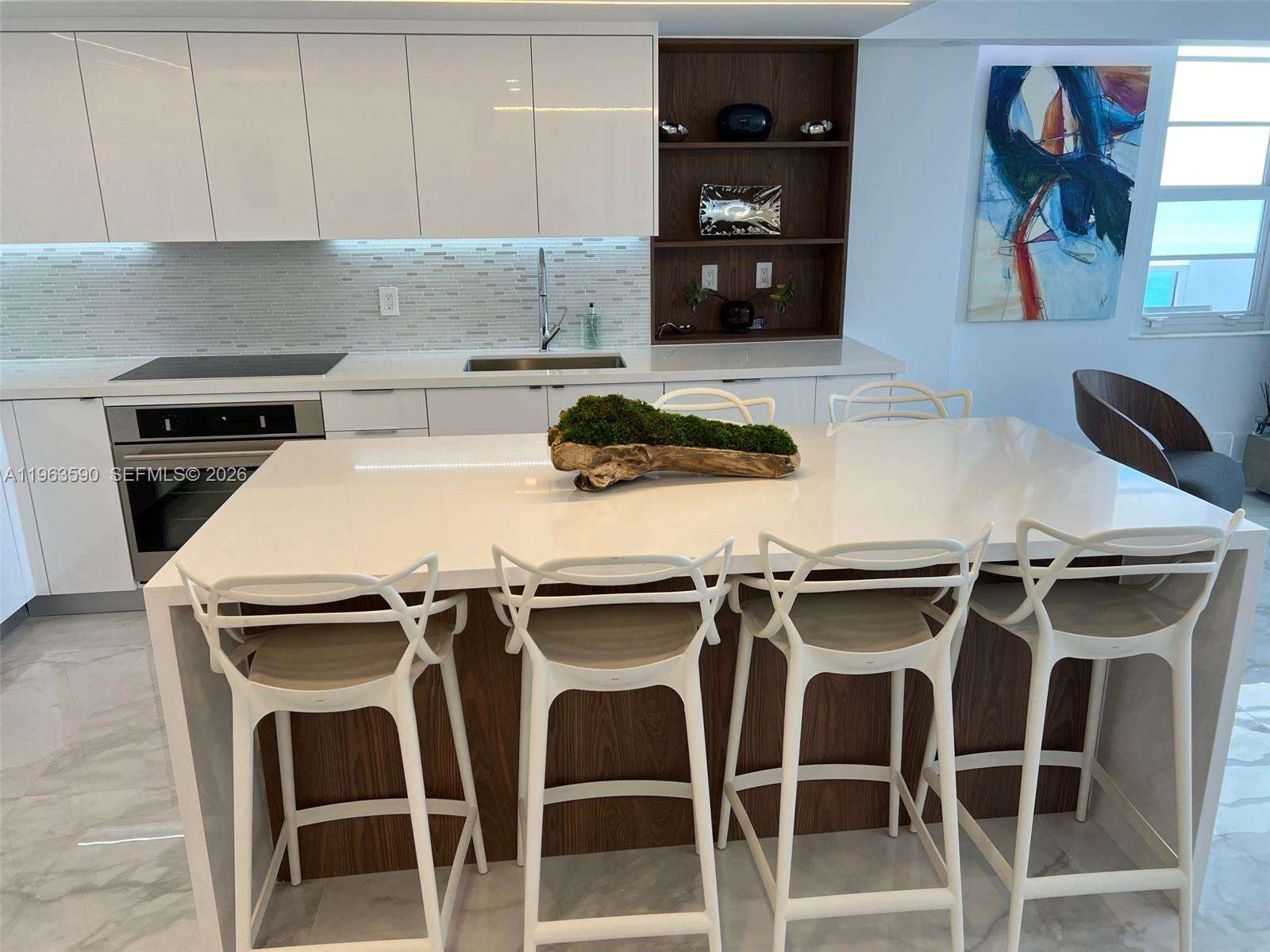 Decoplage at 100 Lincoln Rd, Miami Beach, FL 33139 - For Rent photo 13