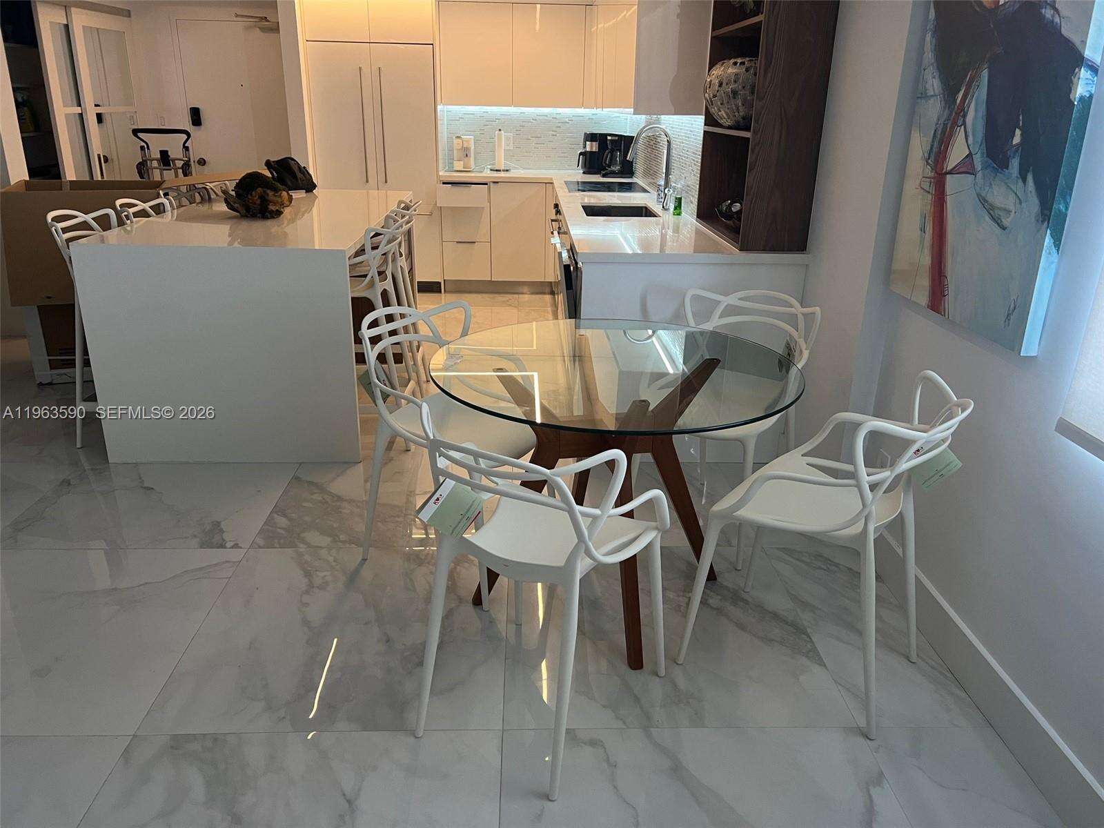 Decoplage at 100 Lincoln Rd, Miami Beach, FL 33139 - For Rent photo 16
